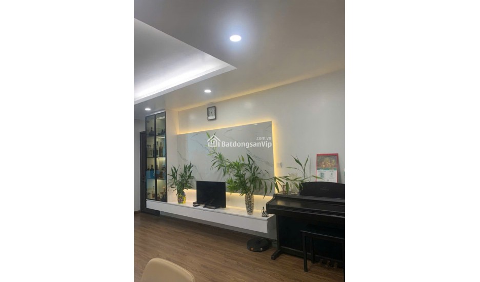 Bán căn hộ chung cư cao cấp UDIC Westlake mặt đường Võ Chí Công, Full nội thất